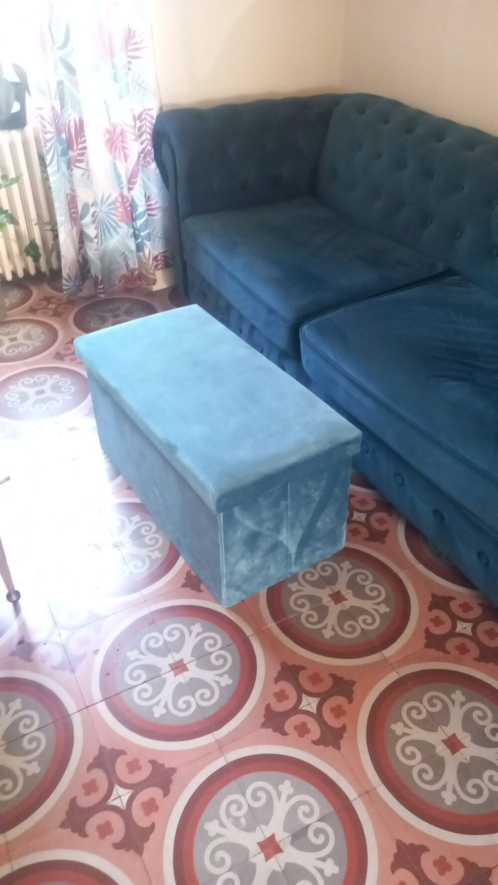 Canap&eacute; chesterfield Meubles