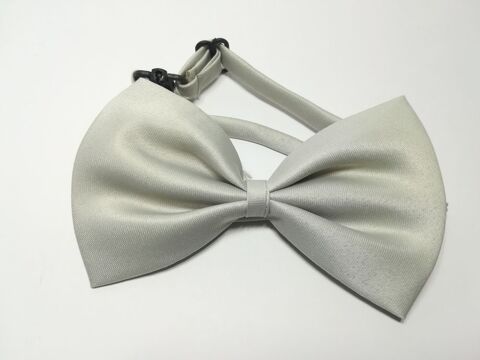 #Lot tt  1eur# Noeuds Papillon Neufs Destockage Cravate 1 Paris 17 (75)