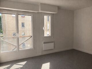  Appartement à louer 1 pièce 27 m²