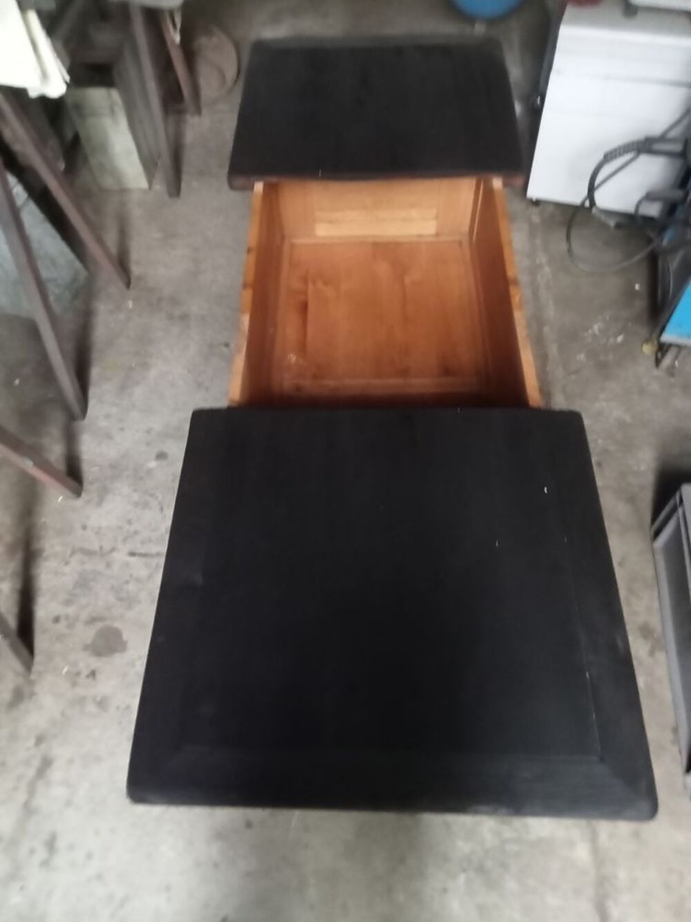 Table basse en bois brul&eacute; Meubles