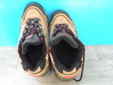Chaussures de rando 15 Lourdes (65)