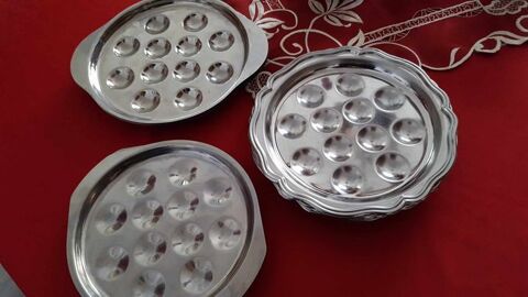  Douze belles assiettes escargots en inox N1264 10 Beaune (21)