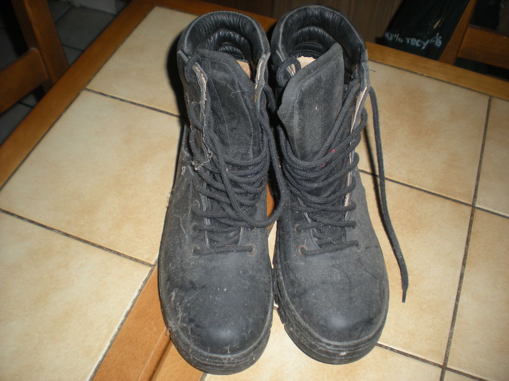 CHAUSSURE DE RENDONNEE 
Chaussures