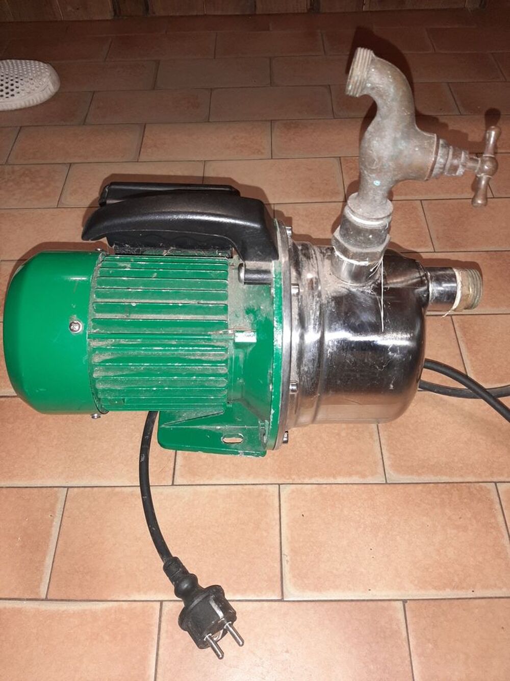 pompe de jardin Jardin