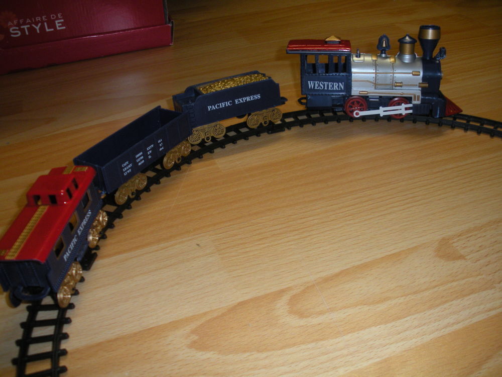 petit train enfant Jeux / jouets