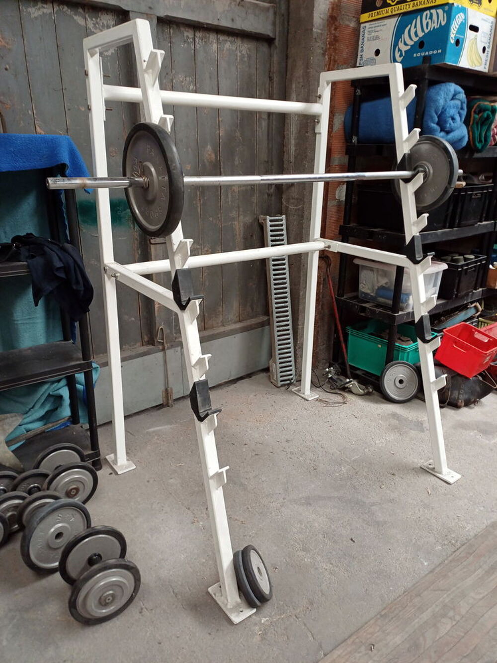 Rack &agrave; squats avec une barre diam&egrave;tre 28mm ... Sports