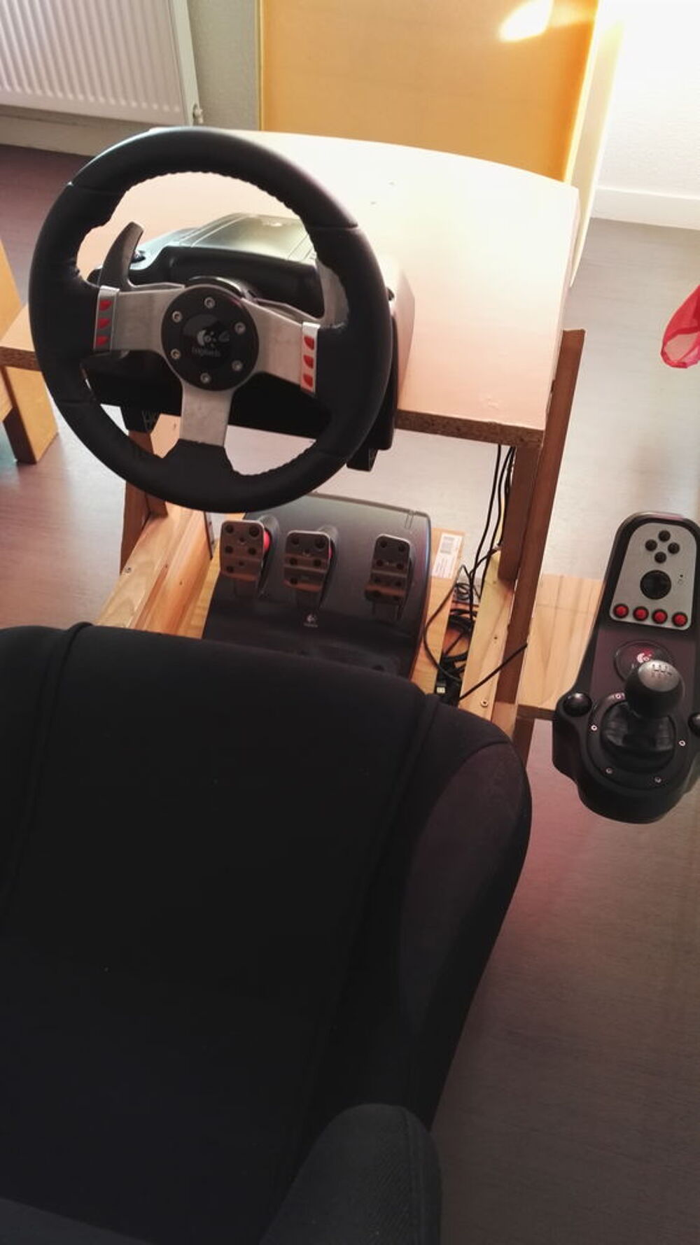 Volant logitech g27 + siege baquet Consoles et jeux vidos