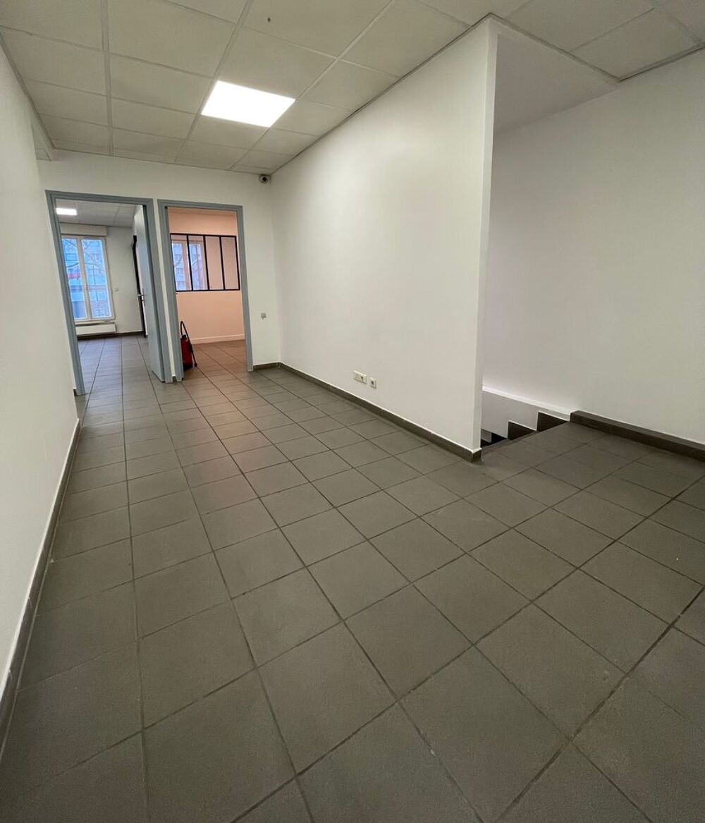 Location Autre Secteur Pouchet / Clichy / 50 m de Paris Clichy