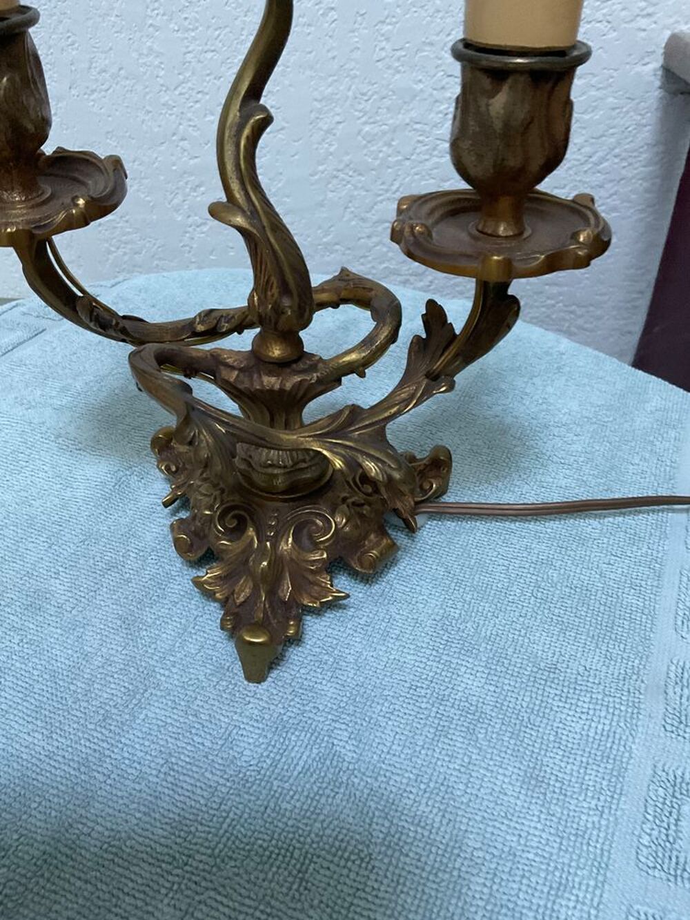 Lot de deux chandeliers en bronze massif Meubles