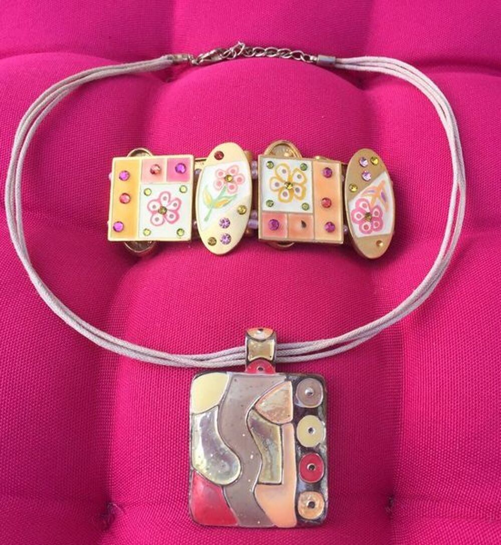 Parure en &eacute;mail Bijoux et montres