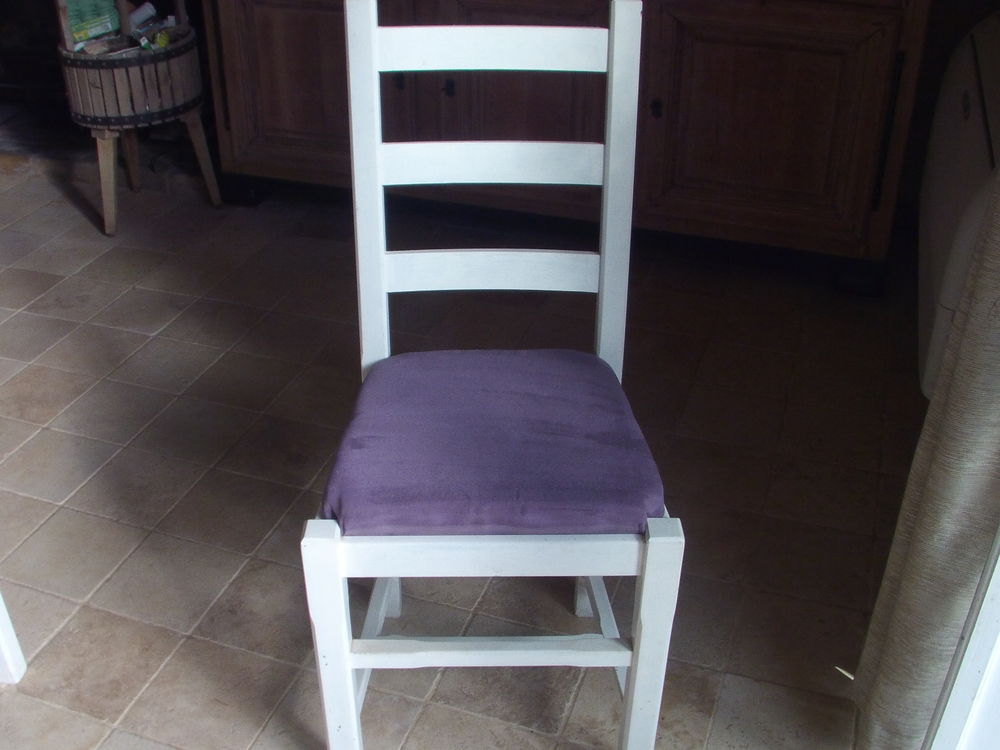 lot de 6 chaises en hetre massif Meubles