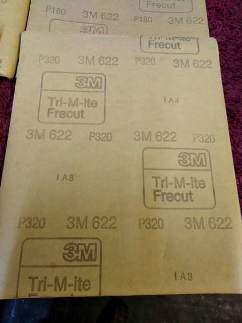 Lot Feuilles Papier a Poncer Bois plus Quincaillerie 15 Saint-M�dard-en-Jalles (33)