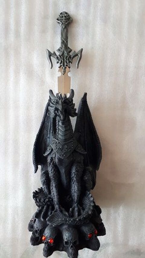 figurine dragon avec coupe papier 10 Fleurance (32)