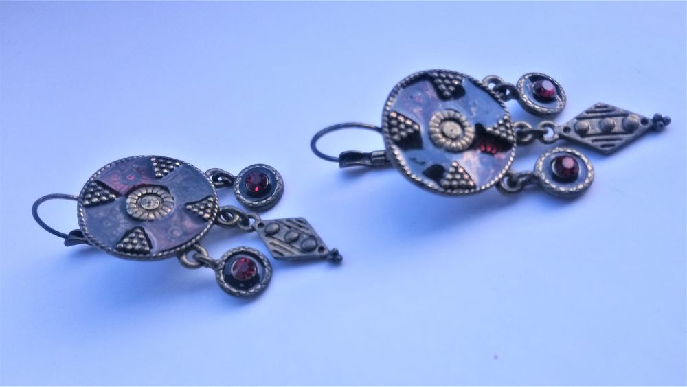 joli boucles d'oreille 10 eur Bijoux et montres