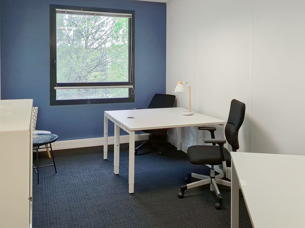  Espace de bureau privé pour 2 personnes à Aix en Provence Parc du Golf Les milles