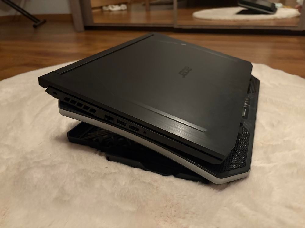 Pc gamer (portable) + support ventil&eacute; Matériel informatique
