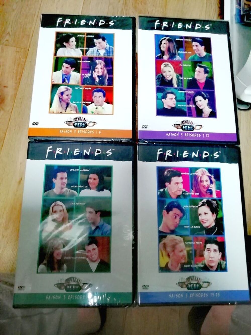Friends Int&eacute;grale Saison 3 Comme Neuf Coffret 4 Dvd DVD et blu-ray