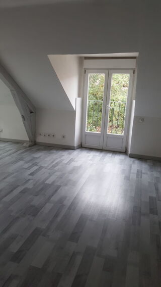  Appartement à louer 2 pièces 57 m²