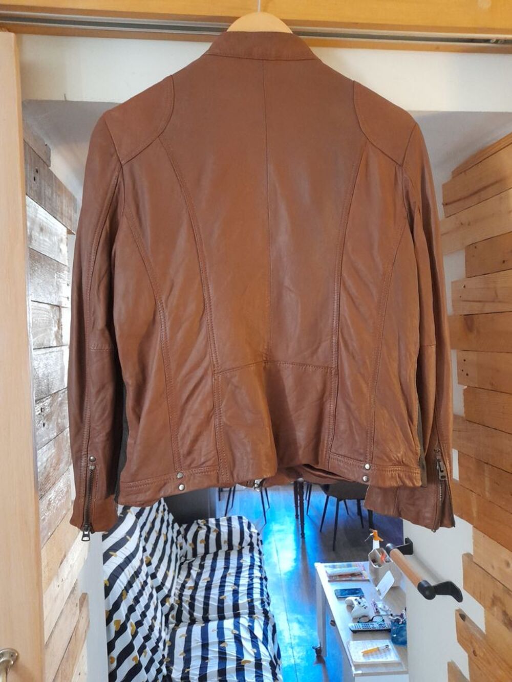 blouson femme en cuir maron Vêtements