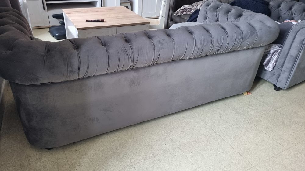 canap&eacute; chesterfield Meubles