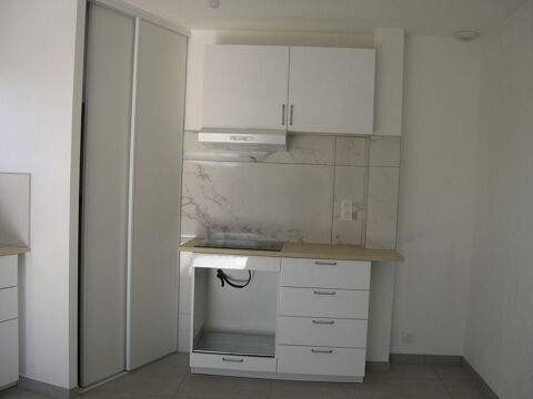  Appartement  louer 4 pices 82 m