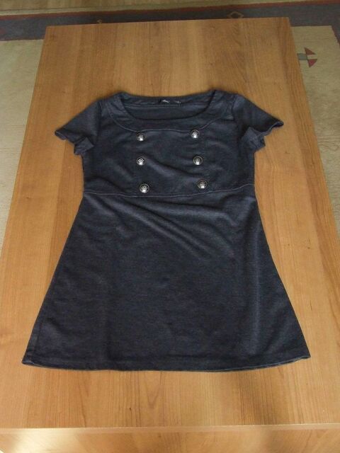 Robe courte, manches courtes, MIM, Gris, T. 2 (38) TBE 8 Bagnolet (93)