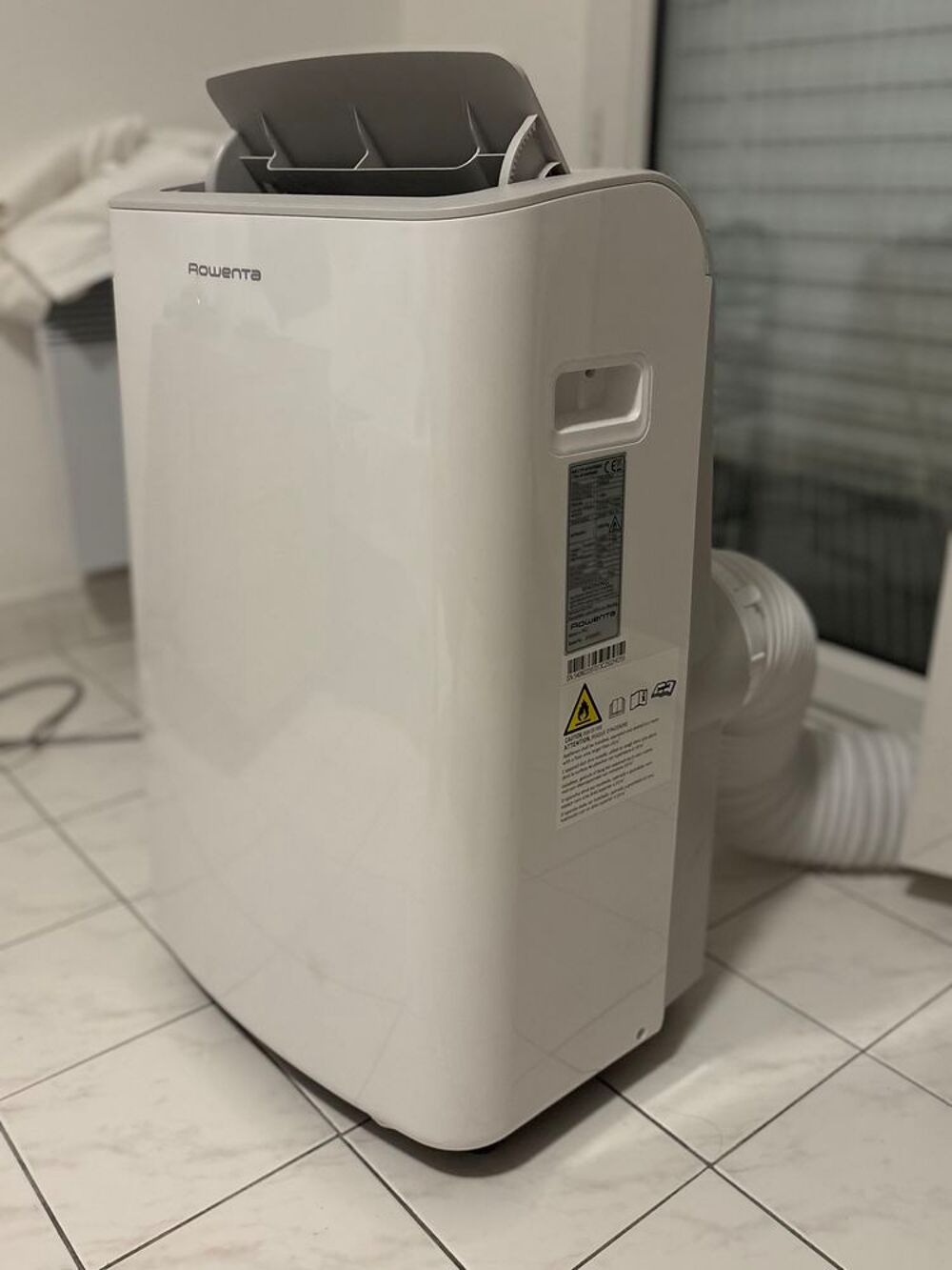 Climatiseur mobile Rowenta RWAC9000C ? Tr&egrave;s bon &eacute;tat avec bo Electroménager