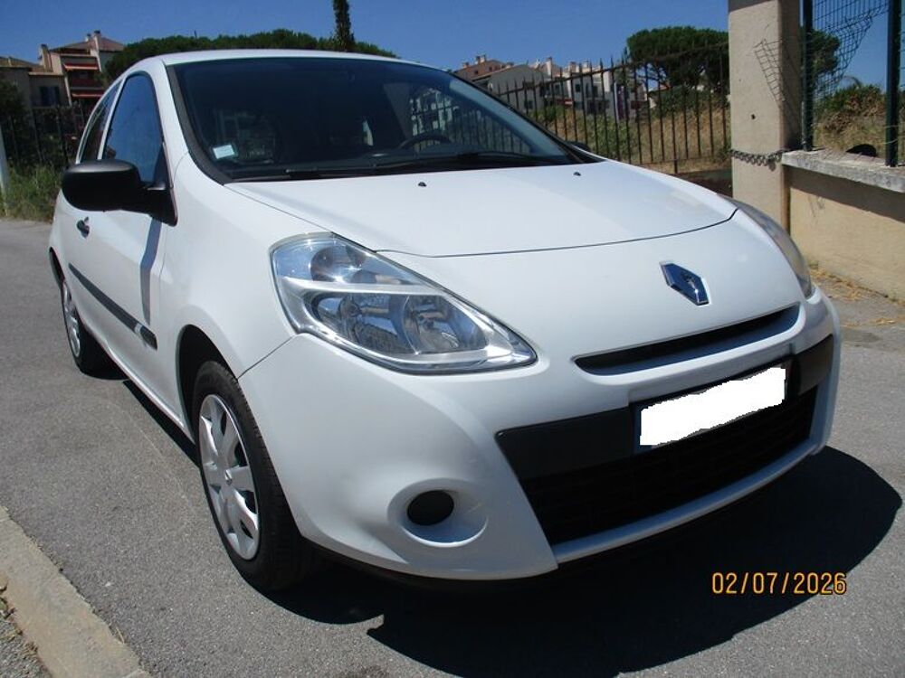 Clio III 1.5 DCI 2010 occasion 06600 Antibes