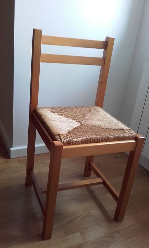 Lot de 2 chaises en pin 40 Milly-la-For�t (91)