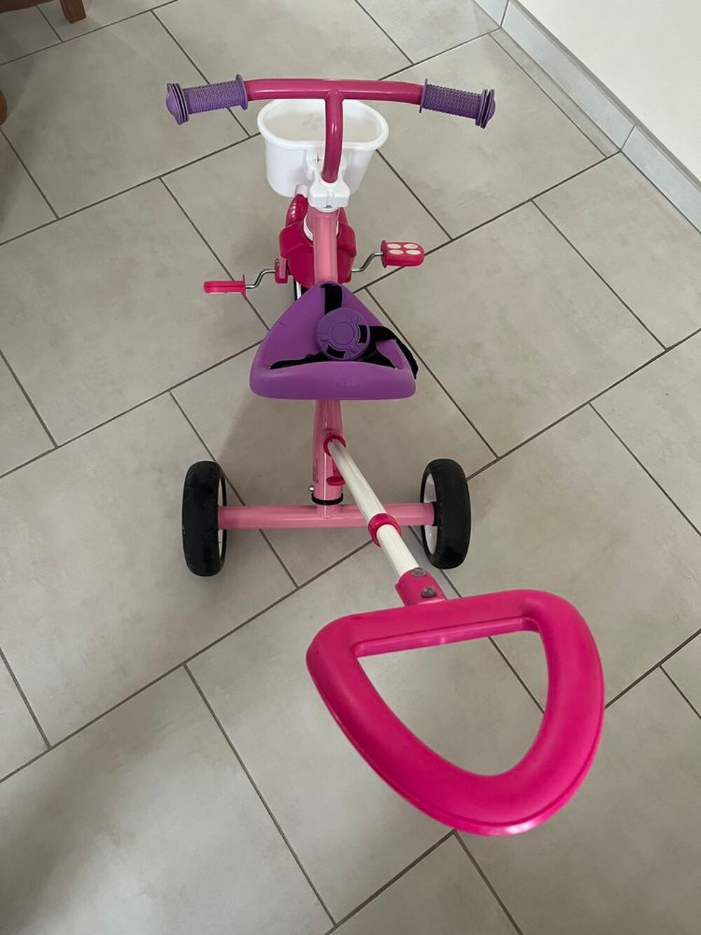 Tricycle chicco 2 en 1 Vélos