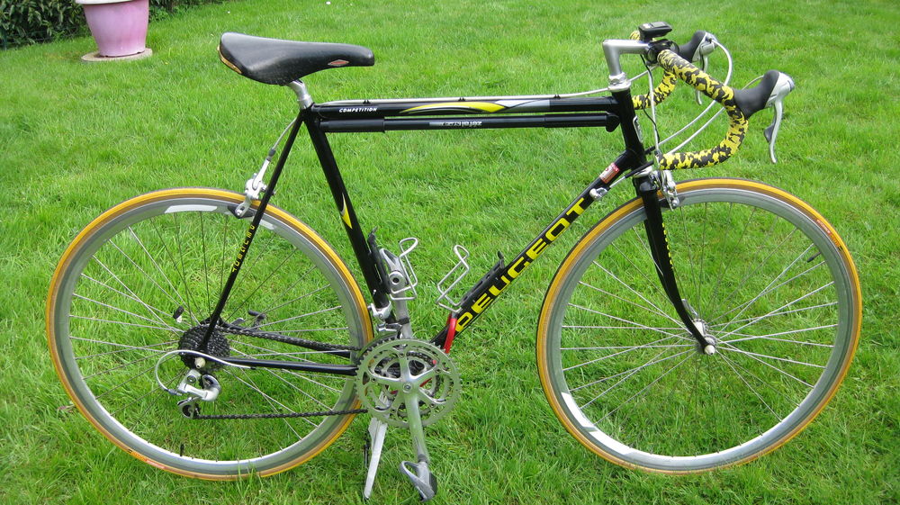 Super &eacute;tat proche du neuf 450 euros Vélos