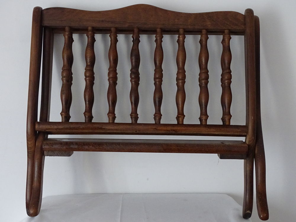 Porte revue pliable rustique Décoration