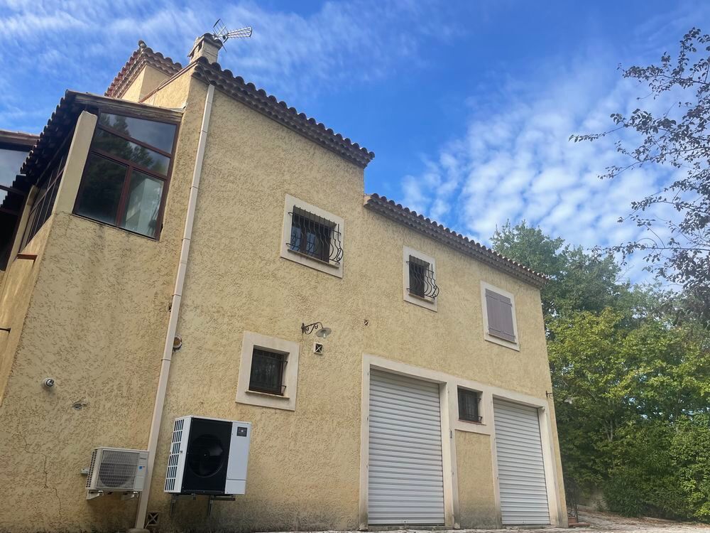 Vente Villa CADOLIVE GRANDE VILLA DE CARACTERE Cadolive