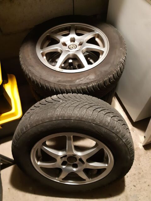 Pi&egrave;ces et &eacute;quipements Voiture Pi&egrave;ces et &eacute;quipements Voiture  occasion Charols 26450