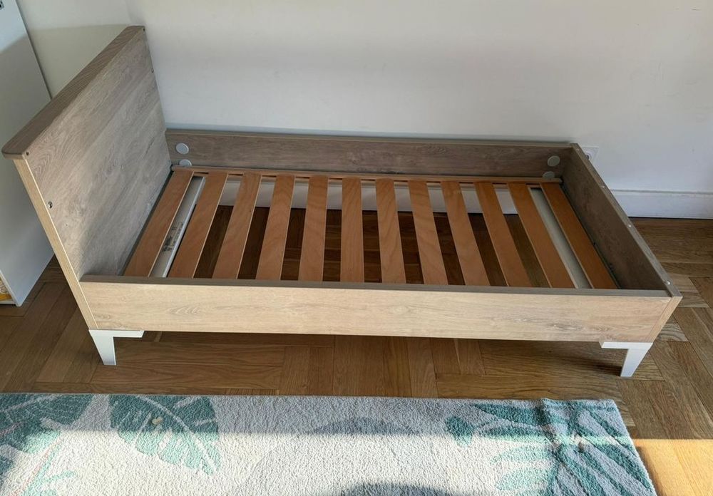 Lit b&eacute;b&eacute; barreau evolutif "Galipette" ch&ecirc;ne blond (70X140cm) Mobilier enfants