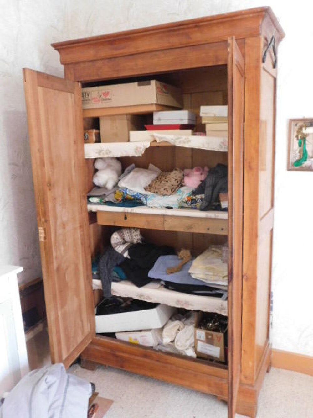 Armoire merisier style Louis Philippe Meubles