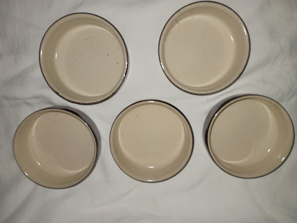 5 Ramequins nacr&eacute;s en gr&egrave;s Cuisine