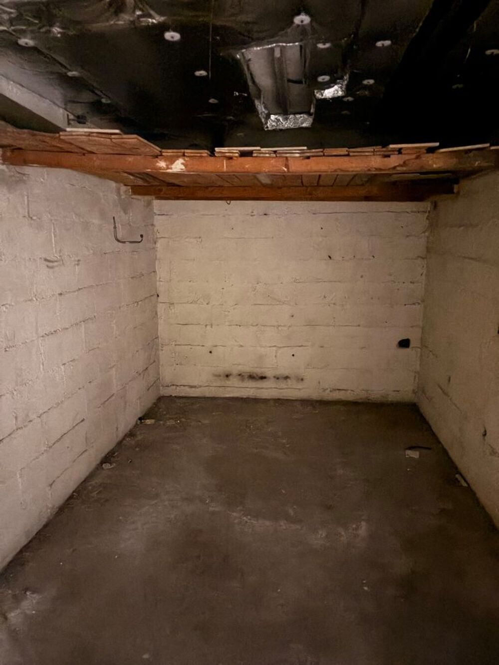 Location Parking/Garage Garage Nice