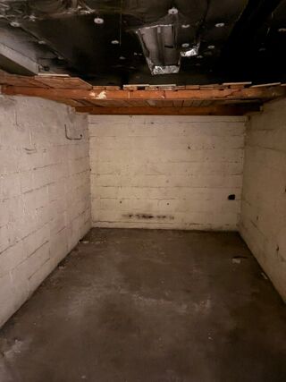 Location Parking/Garage Garage Nice