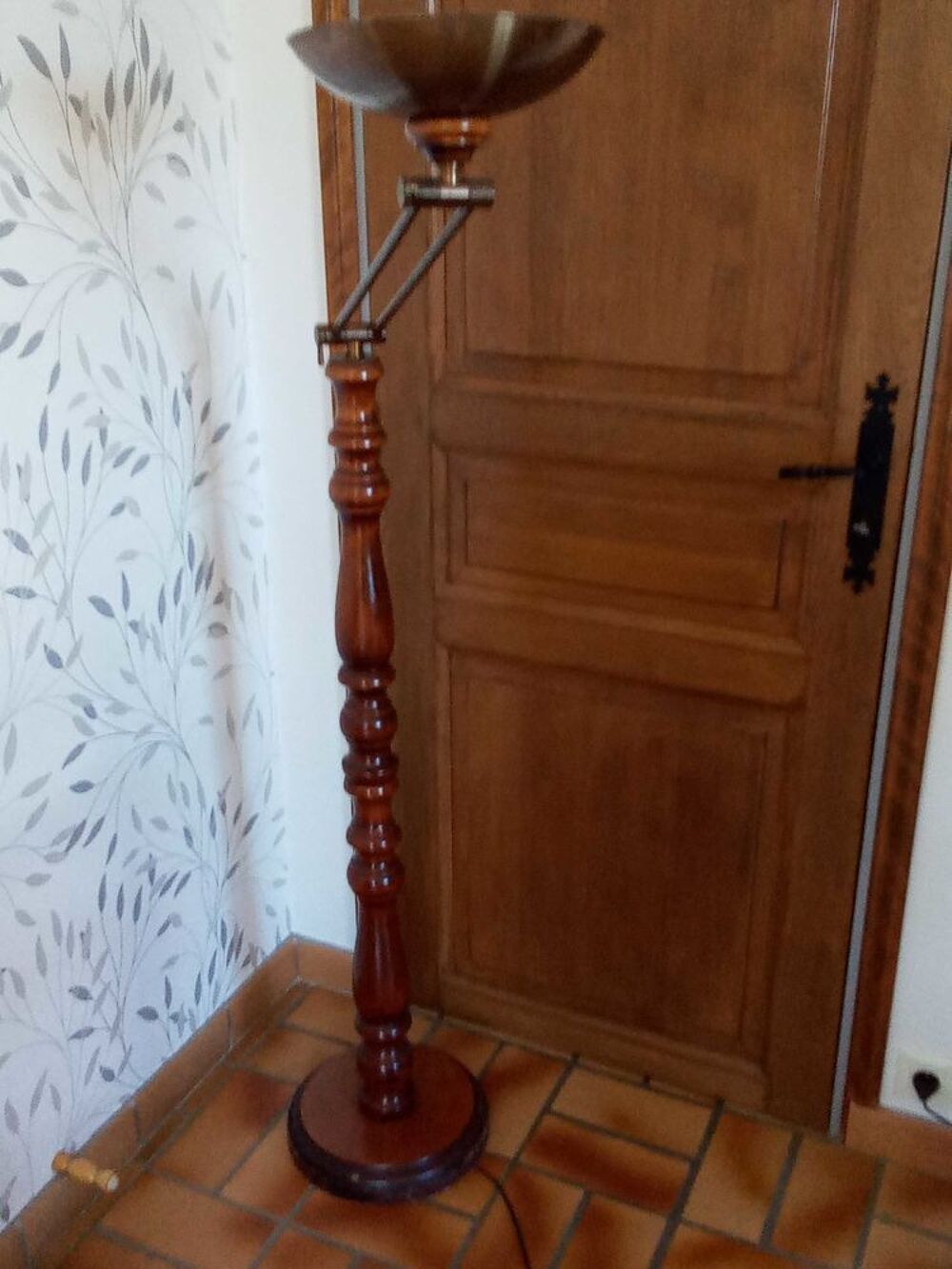 Lampadaire halog&egrave;ne Décoration