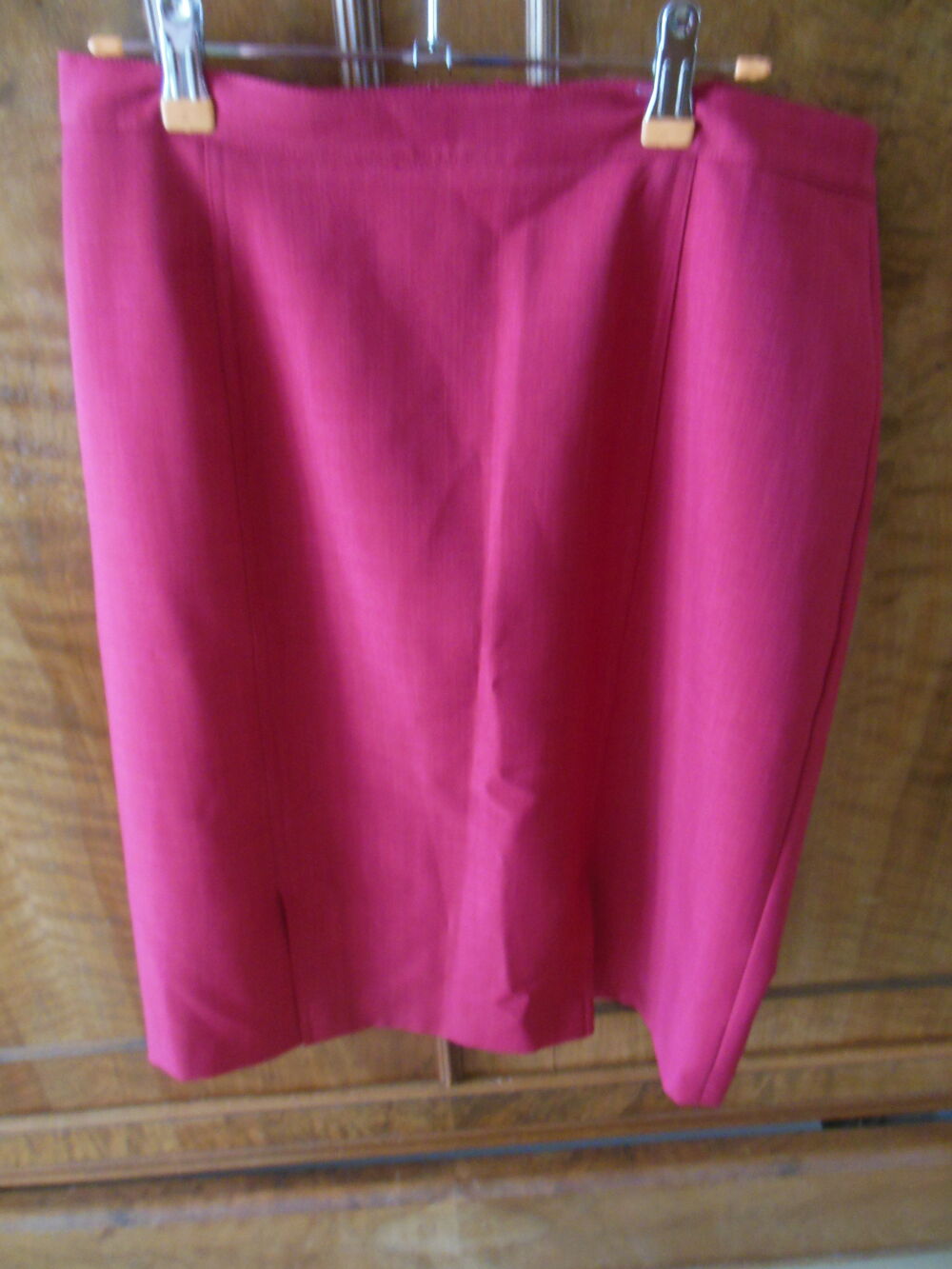 Jupe droite rouge bordeaux Vêtements