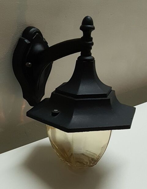 Lanterne murale d'ext�rieur NEUVE 25 Marignane (13)