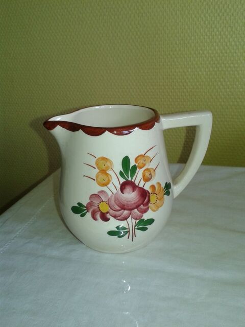 pot � lait Longchamp mod�le AGEN  8 Dijon (21)