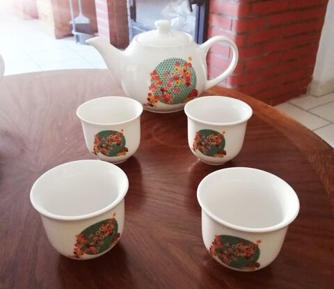 SERVICE � THE NEUF JAMAIS UTILIS� 16 Chieulles (57)