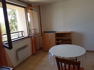  Appartement à louer 1 pièce 25 m²