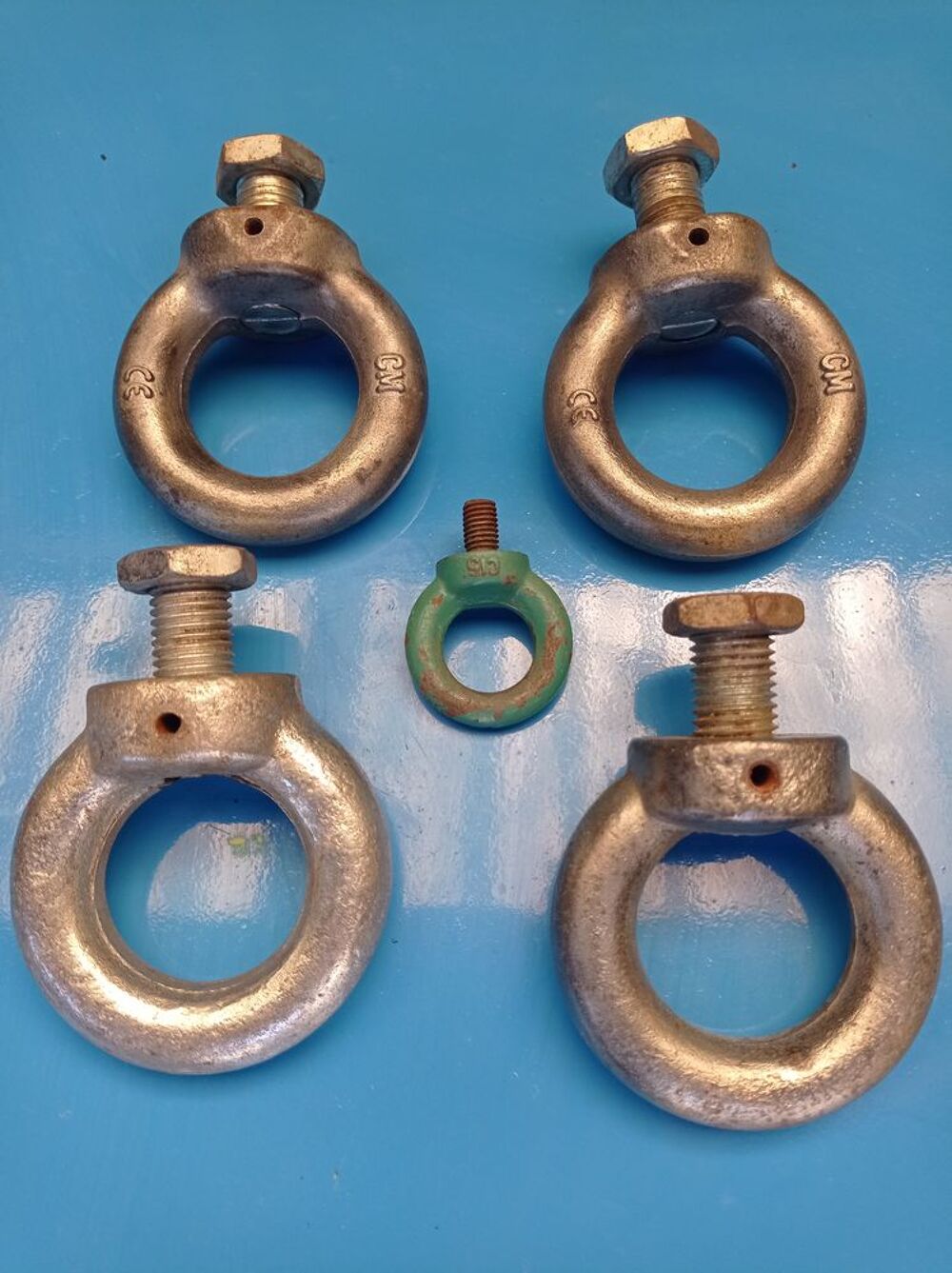 tr&egrave;s gros anneaux de levage Bricolage