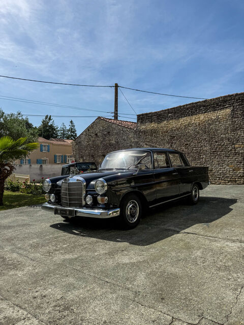 Mercedes 230 L6 1967 occasion La Rochelle 17000
