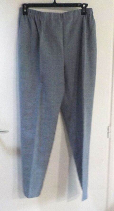 PANTALON GRIS VETISSIMO FEMME TAILLE 48/50 Bubry (56)