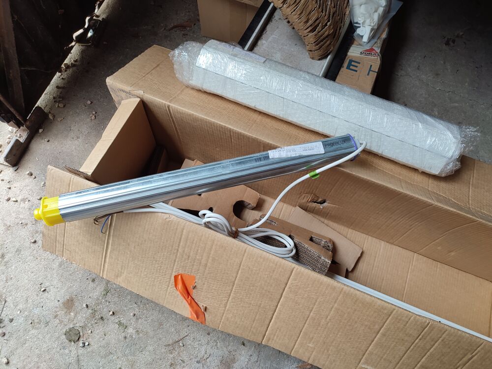 Volets roulants Electrolux Bricolage