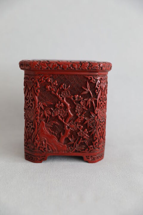 VASE STYLO CHINOIS LAQUE ROUGE SIGNE 350 Saint-�tienne (42)